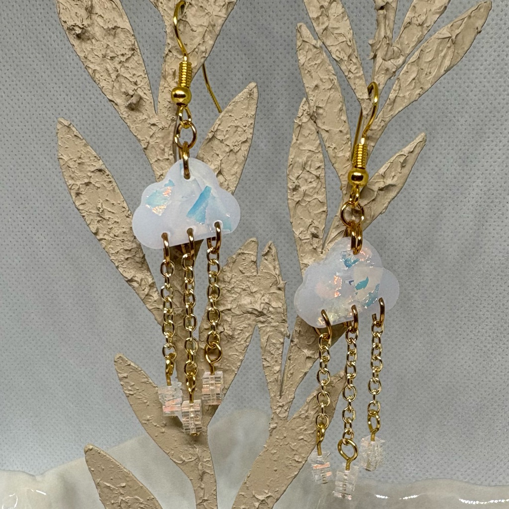 Charming Cloud Earrings With Gold Chains